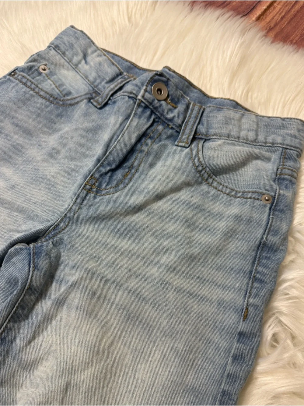 The Children’s Place Denim Light Wash Cotton Shorts - Boys Size 8